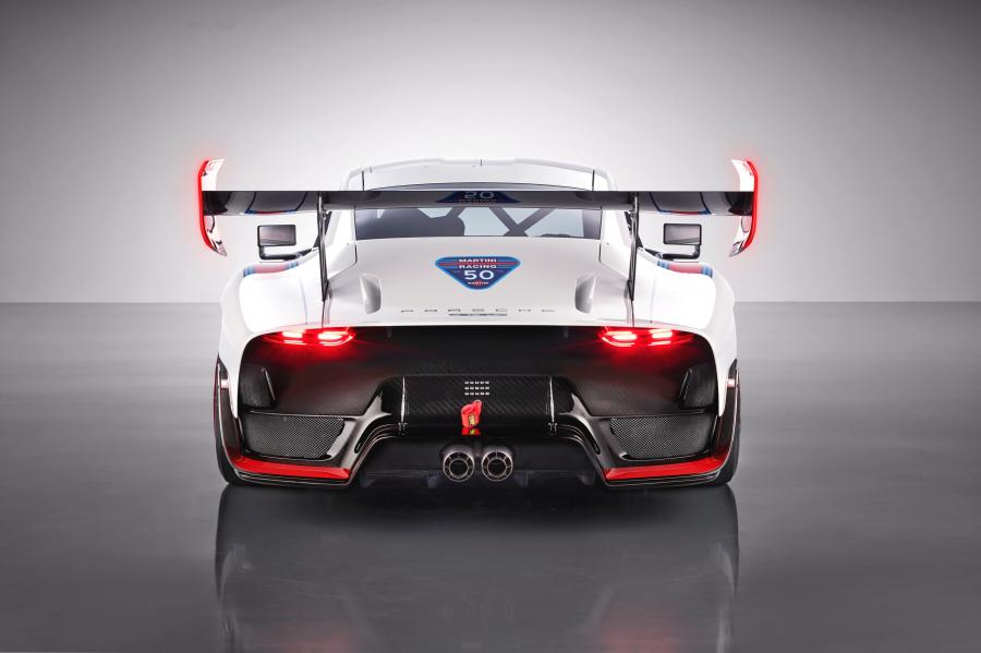  Porsche 935 (991) 2019 года  (фото 44 из 73)